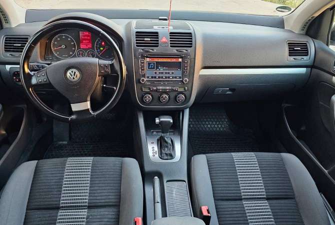 Makina ne shitje  ne Tirane - 4,700 Euro