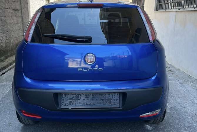 Auto in Vendita  a Tirana - 4,000 Euro