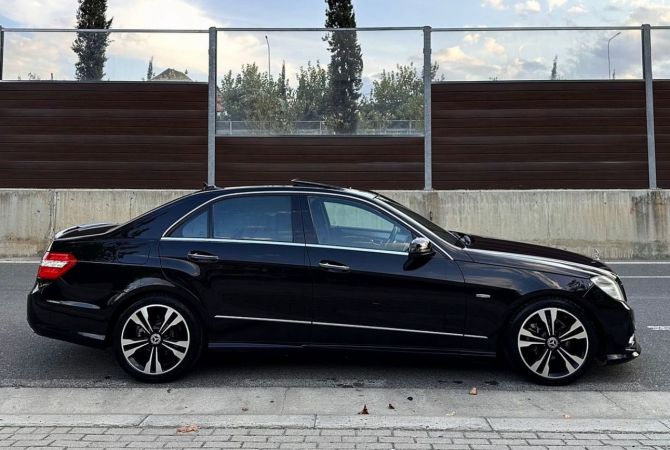Makina ne shitje ne Tirane - 9,000 Euro