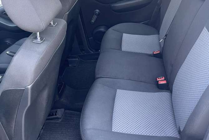 Auto in Vendita  a Tirana - 2,900 Euro