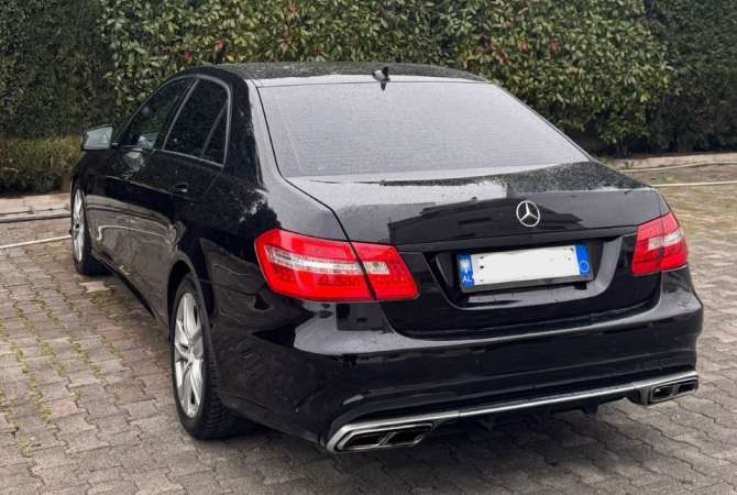 Auto in Vendita  a Tirana - 8,500 Euro