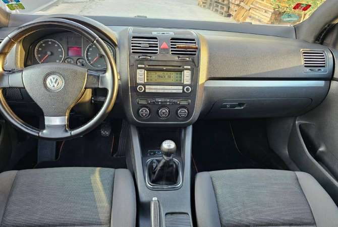 Makina ne shitje  ne Tirane - 3,500 Euro