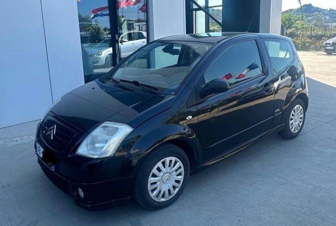 Makina ne shitje  ne Tirane - 3,500 Euro
