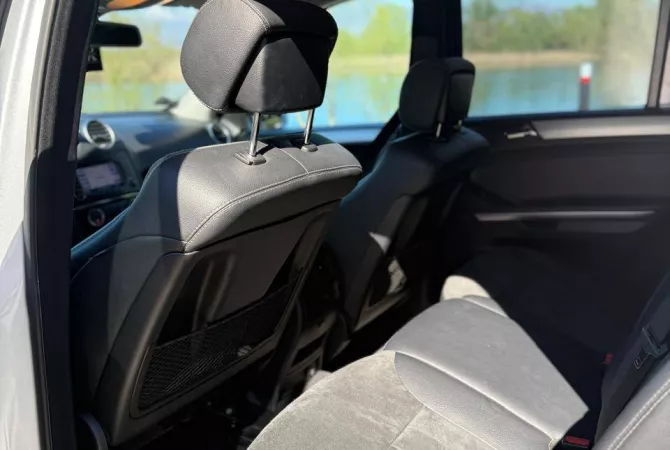 Makina ne shitje  ne Tirane - 5,500 Euro