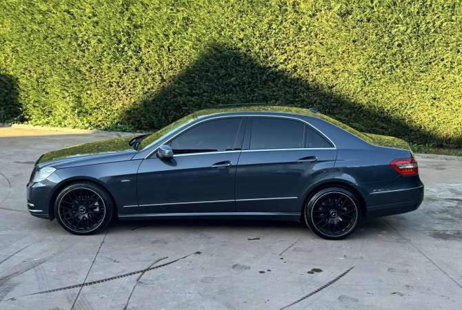 Makina ne shitje  ne Tirane - 9,500 Euro