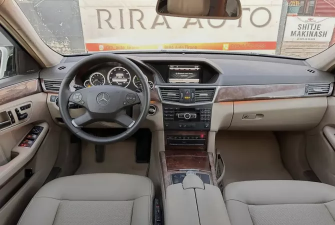 Auto in Vendita  a Tirana - 10,900 Euro