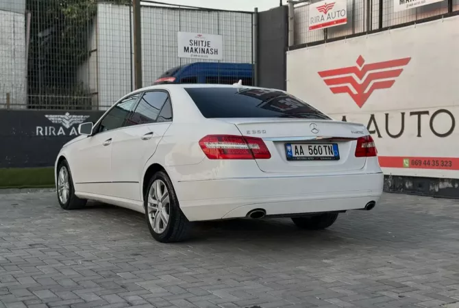 Makina ne shitje ne Tirane, Mercedes-Benz, 2013 Diesel,Kambio Automatik Pagesa 10,900  Euro.