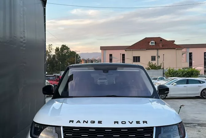 📢 Jepet me qira Range Rover Vogue 3.0 Diesel – Viti 2018 duke filluar 200 euro/dita