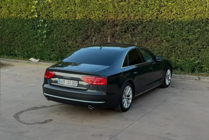 Makina ne shitje  ne Tirane - 17,500 Euro