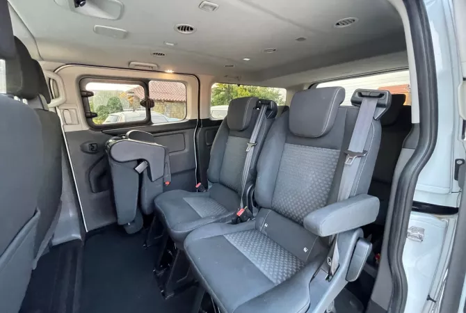 🚗 Makine me qera Ford Tourneo Custom 9-vendesh 120Euro