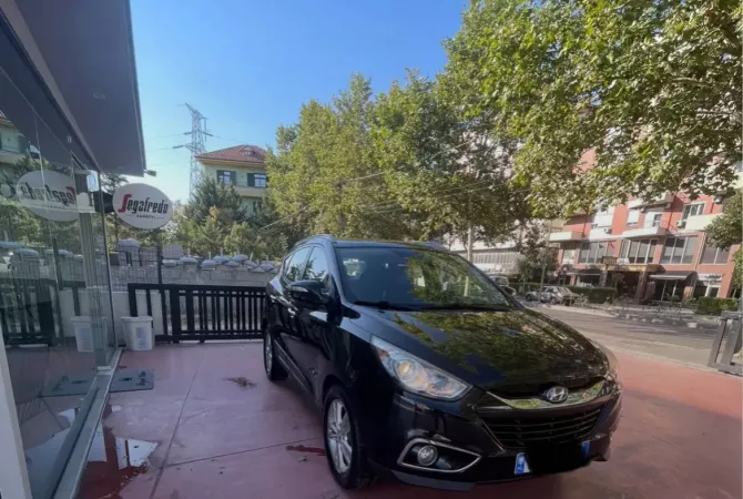 Auto in Vendita  a Tirana - 6,500 Euro