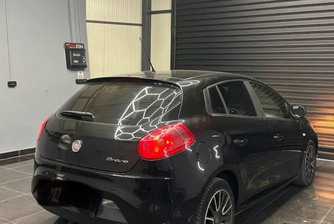 Auto in Vendita  a Tirana - 3,700 Euro