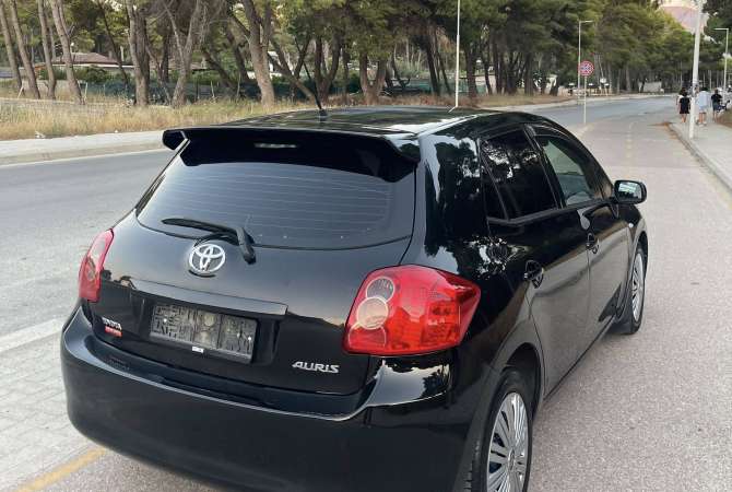 Auto in Vendita  a Valona - 5,300 Euro