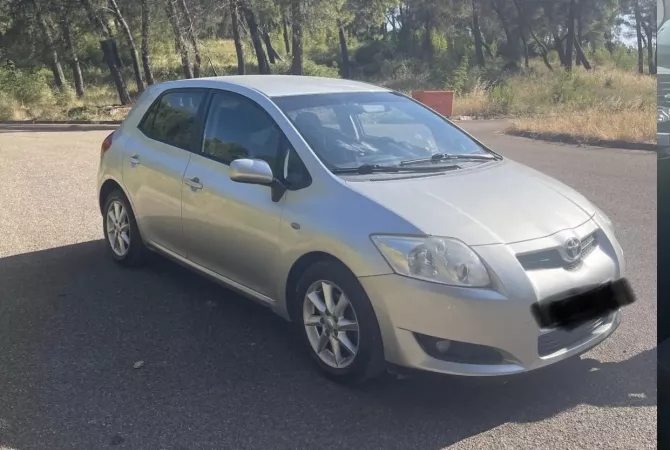 Cars for sale  in Tirana - 5,300 Euro