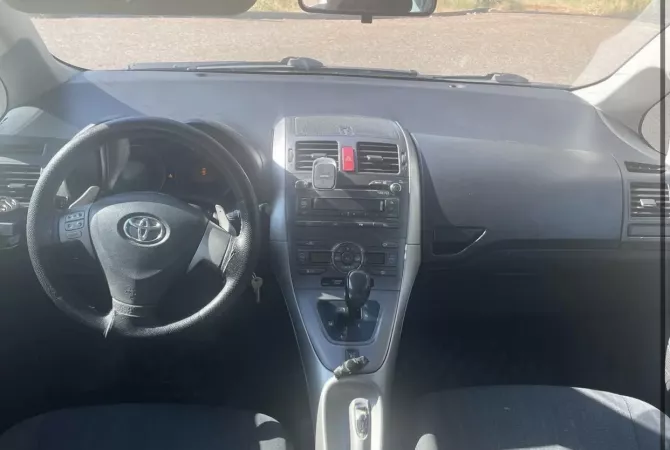 Cars for sale  in Tirana - 5,300 Euro