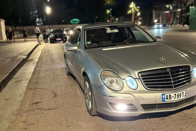 Makina ne shitje  ne Tirane - 4,500 Euro