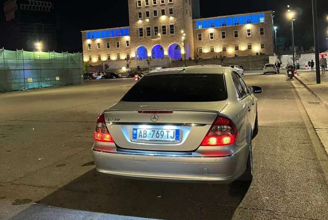 Makina ne shitje ne Tirane, Mercedes-Benz, 2004 Diesel,Kambio Automatik Pagesa 4,500  Euro.