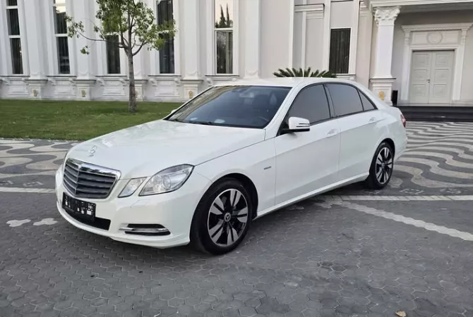 Makina ne shitje  ne Tirane - 10,500 Euro