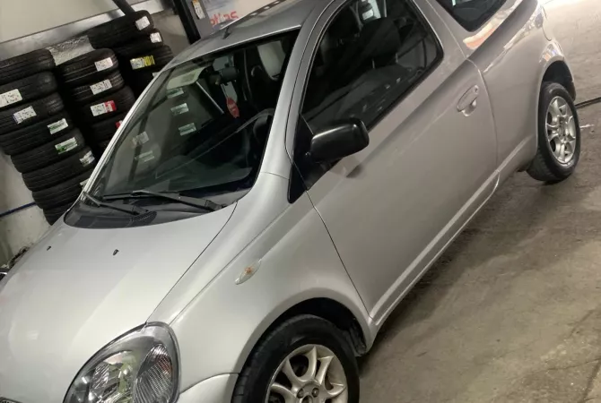 Makina ne shitje  ne Tirane - 2,000 Euro