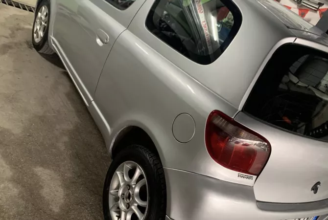 Makina ne shitje  ne Tirane - 2,000 Euro