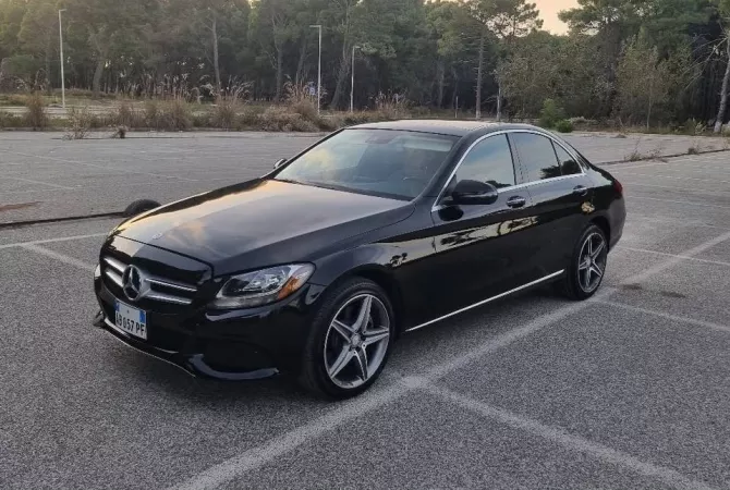 Makina ne shitje  ne Vlore - 14,000 Euro