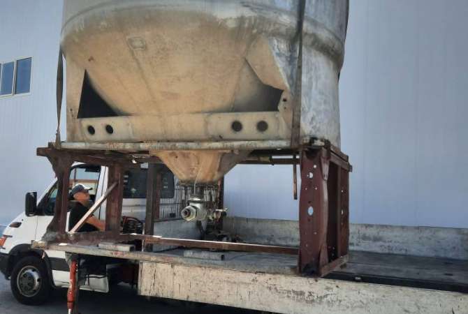 Artikuj te ndryshem  ne Durres - 150,000 Leke