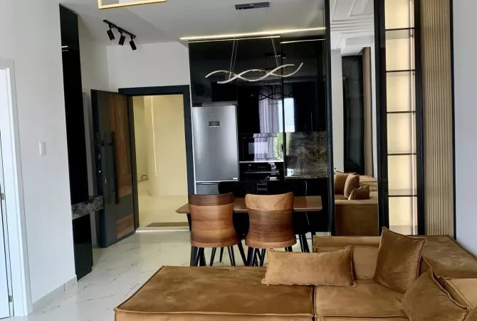 Shtepi ne shitje Apartament ne Durres, 1+1, Mobilimi Pjeserisht e mobiluar, Pagesa 160,000  Euro.