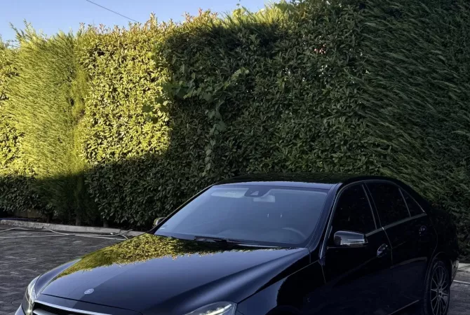 Makina ne shitje  ne Tirane - 11,900 Euro