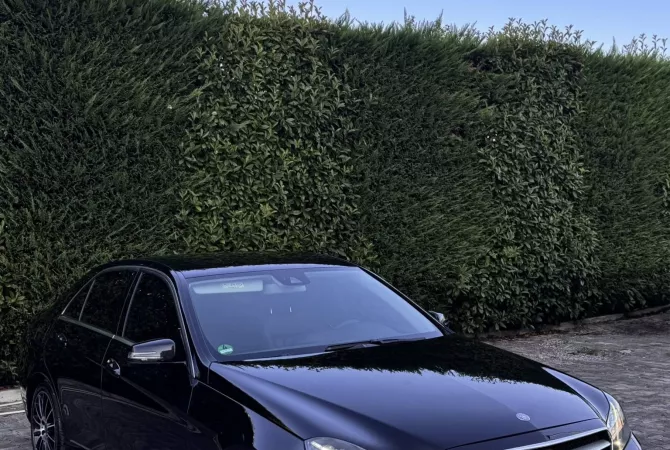 Makina ne shitje ne Tirane, Mercedes-Benz, 2014 Diesel,Kambio Automatik Pagesa 11,900  Euro.