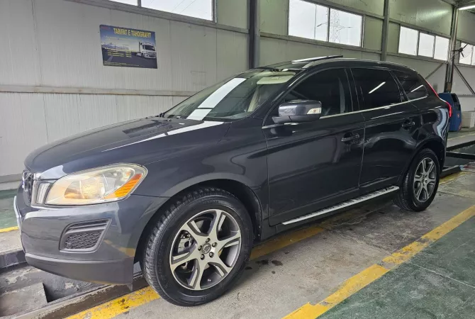 Makina ne shitje  ne Tirane - 9,000 Euro