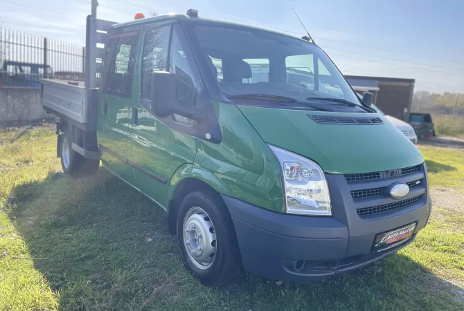Makina ne shitje  ne Tirane - 5,999 Euro