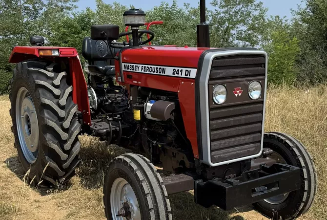 Makina ne shitje  ne Mitrovice - 1 Euro