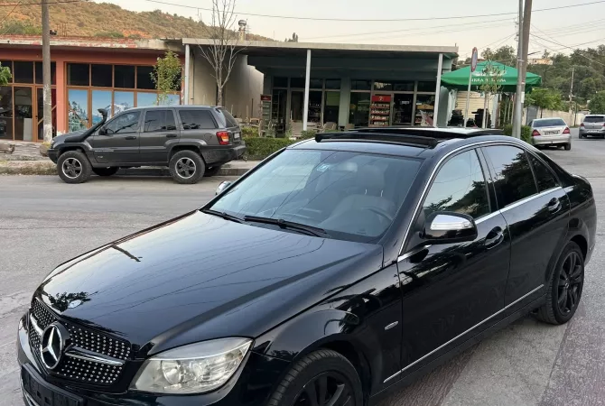 Cars for sale  in Tirana - 7,600 Euro