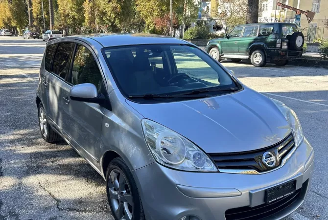 Makina ne shitje ne Tirane - 4,600 Euro