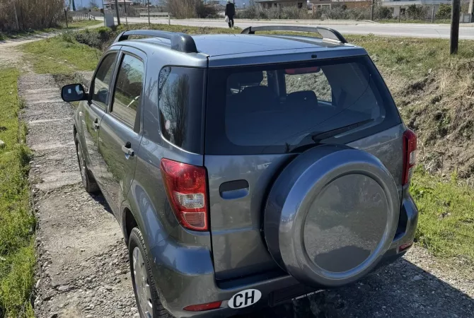 Makina ne shitje  ne Tirane - 5,400 Euro