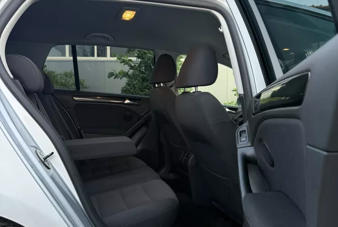 Makina ne shitje  ne Tirane - 6,700 Euro