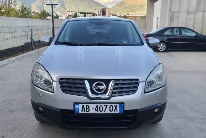 Makina ne shitje ne Tirane, Nissan, 2010 Diesel,Kambio Automatik Pagesa 6,300  Euro.