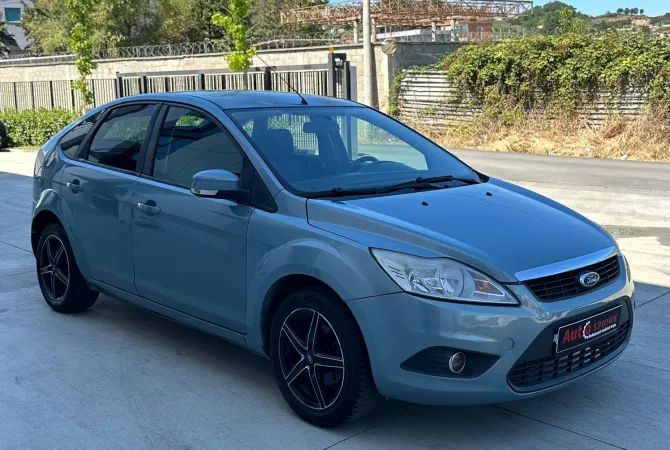 Cars for sale  in Tirana - 2,900 Euro