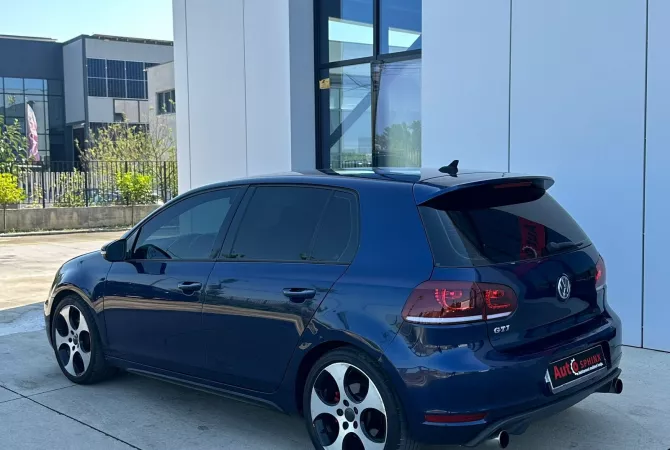 Cars for sale  in Tirana - 6,800 Euro