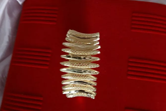 Women and Men Accessories  in Pristina - 40 Euro