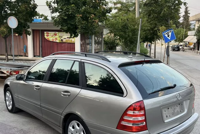 Cars for sale  in Tirana - 3,800 Euro