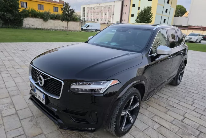 Makina ne shitje  ne Tirane - 24,000 Euro