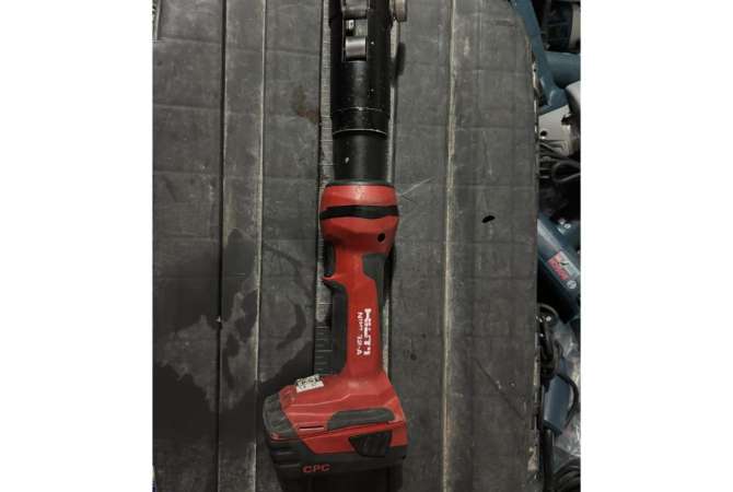Strumenti di lavoro a Pristina - 550 Euro