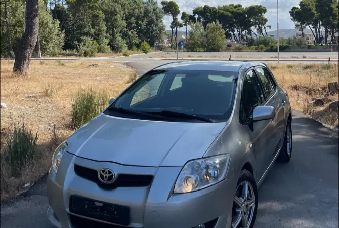Makina ne shitje ne Vlore, Toyota, 2007 Diesel,Kambio Manual Pagesa 3,800  Euro.