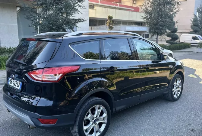 Makina ne shitje ne Tirane, Ford, 2016 Diesel,Kambio Automatik Pagesa 11,500  Euro.