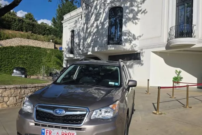 Makina ne shitje ne Tirane, Subaru, 2015 gasoline-gas,Kambio Automatik Pagesa 7,900  Euro.