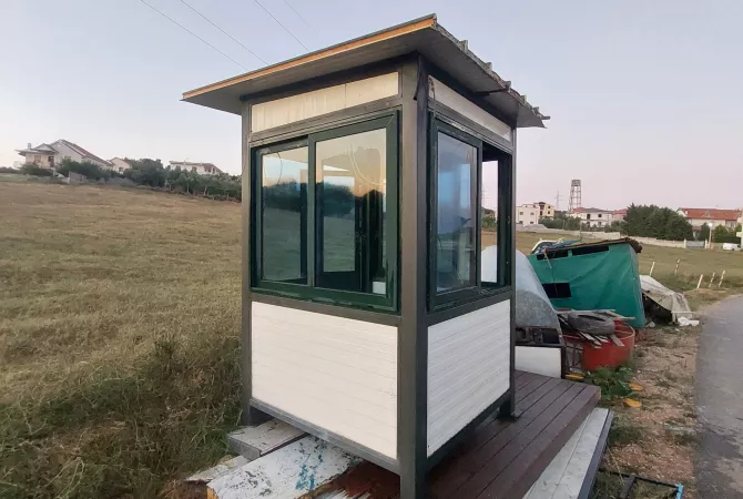 Pajisje biznesi ne shitje  ne Durres - 55,000 Leke