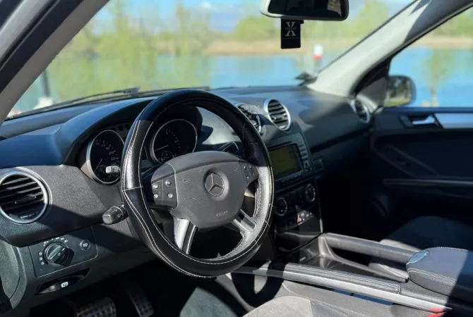 Makina ne shitje  ne Tirane - 4,300 Euro