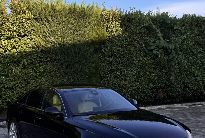 Makina ne shitje  ne Tirane - 10,500 Euro