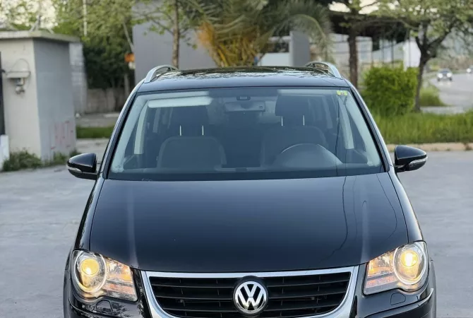 Cars for sale in Tirana - 4,700 Euro